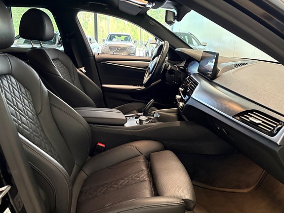BMW 520 13 of 24