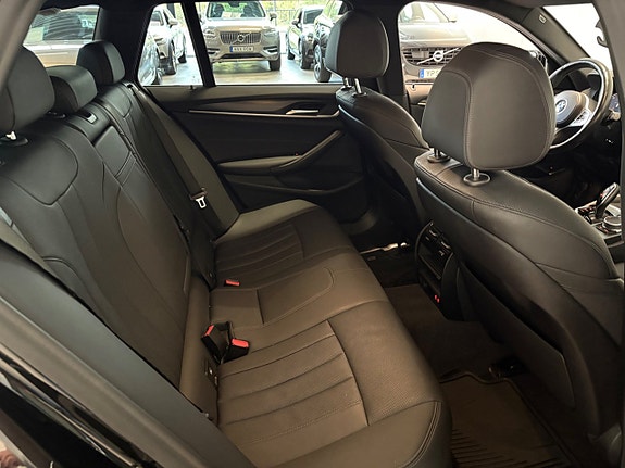 BMW 520 22 of 24