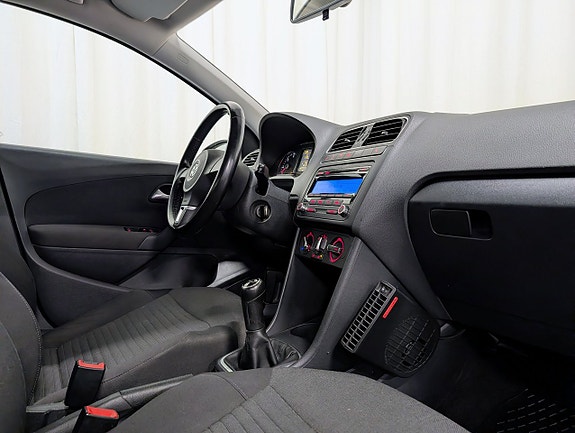 Volkswagen Polo 8 of 13