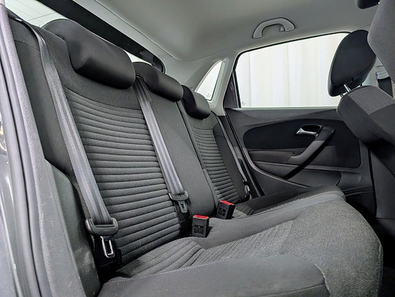 Volkswagen Polo 12 of 13