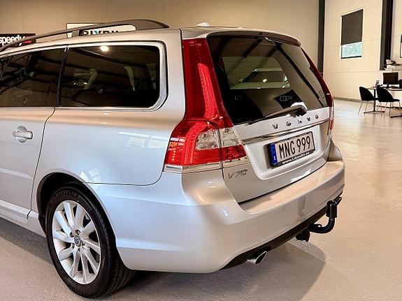 Volvo V70 6 of 19