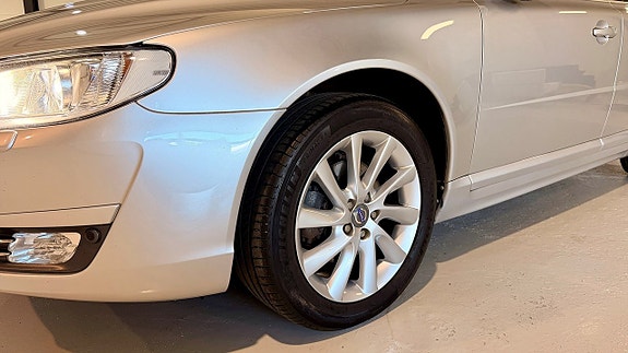 Volvo V70 5 of 19