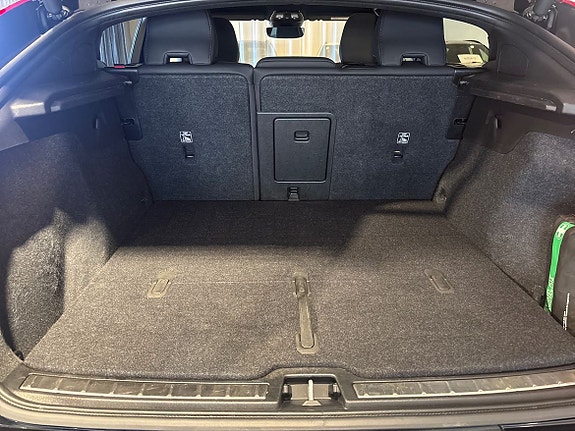Volvo C40 13 of 15