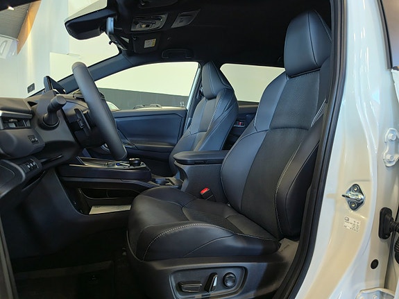 Subaru E-Outback 7 of 16