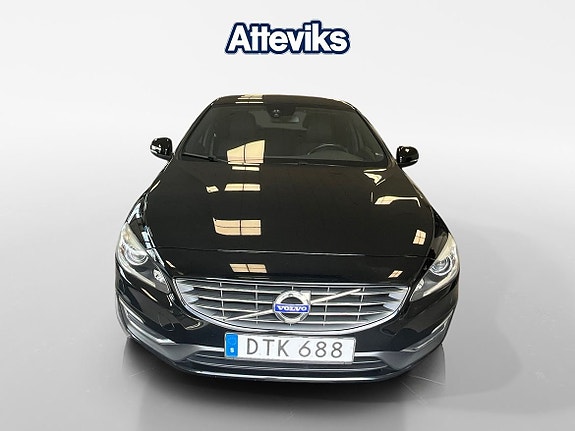 Volvo V60 9 of 18
