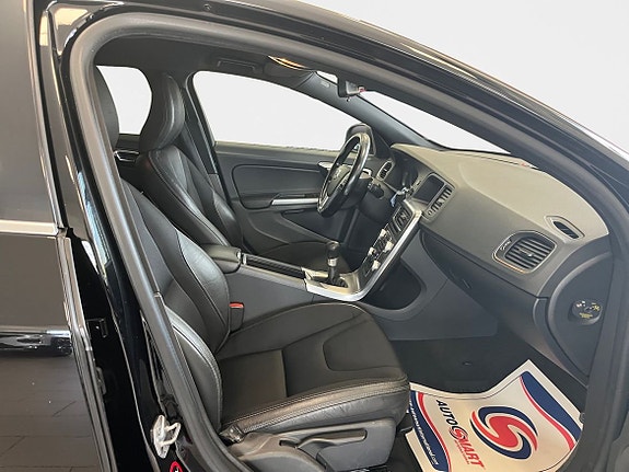 Volvo V60 18 of 18