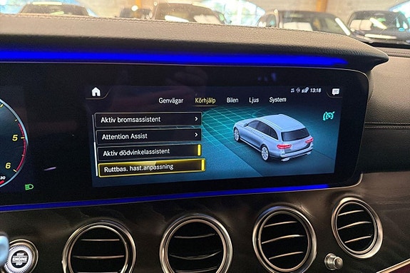 Mercedes-Benz E220 20 of 23