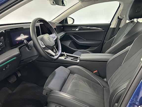 Volkswagen Passat 9 of 22