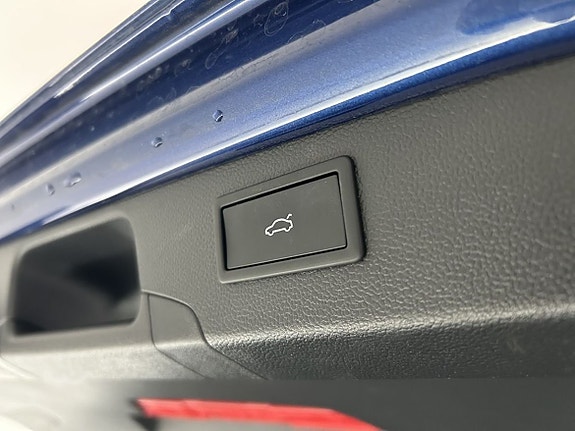 Volkswagen Passat 14 of 22
