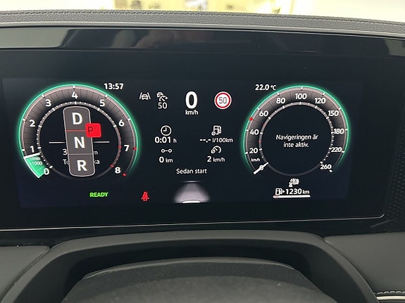 Volkswagen Passat 19 of 22