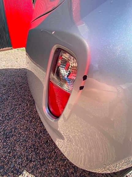 Kia Picanto 9 of 12