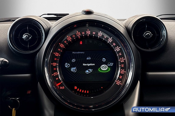 MINI Countryman Cooper 9 of 18