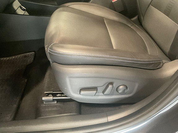 Hyundai Kona 12 of 22