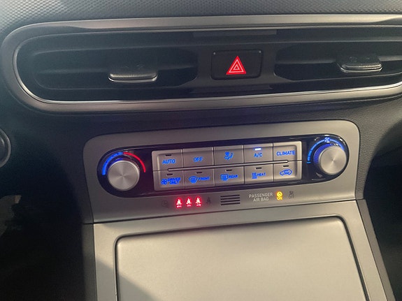 Hyundai Kona 15 of 22