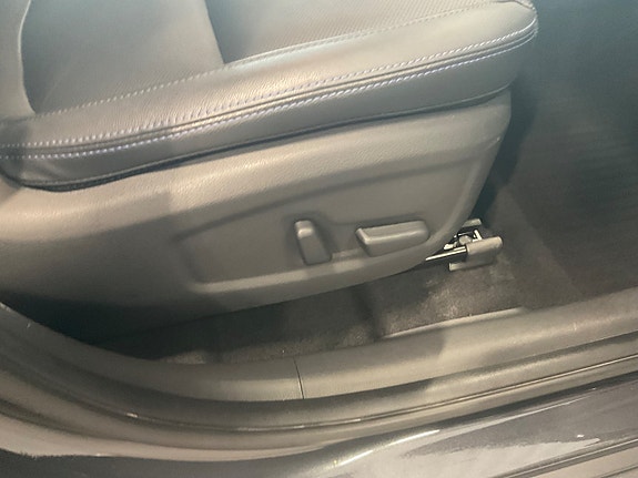 Hyundai Kona 19 of 22
