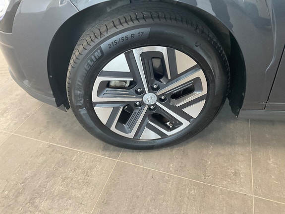 Hyundai Kona 22 of 22