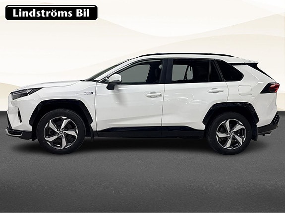 Toyota RAV4 6 of 23