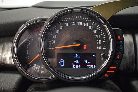 MINI Cooper S 16 of 30