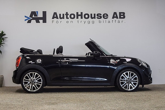 MINI Cooper S 4 of 30