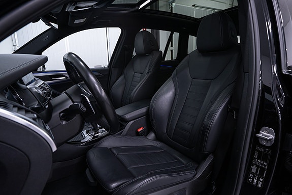 BMW X3 13 of 28