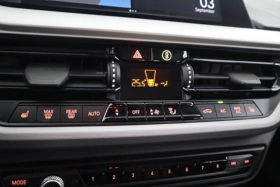 BMW 118i 18 of 20