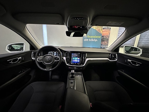 Volvo V60 16 of 24