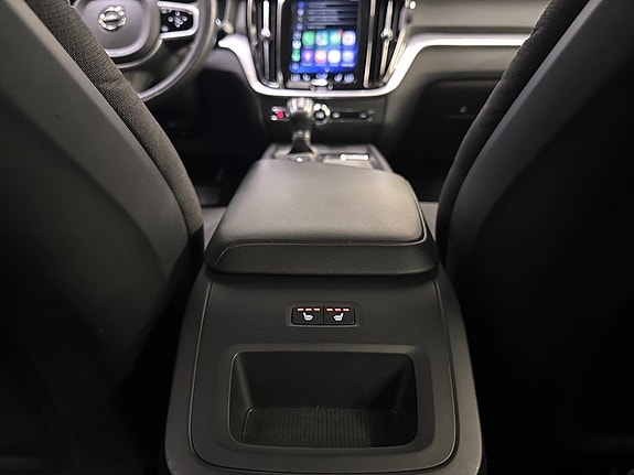 Volvo V60 15 of 24