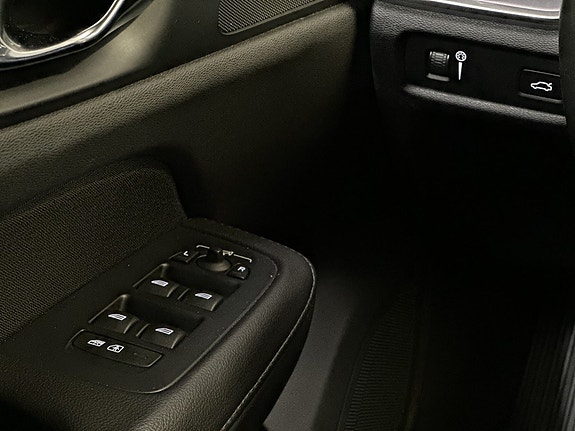 Volvo V60 23 of 24