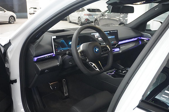 BMW 530e 4 of 18