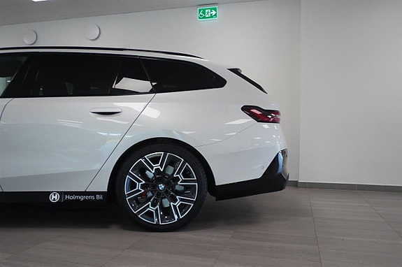 BMW 530e 6 of 18