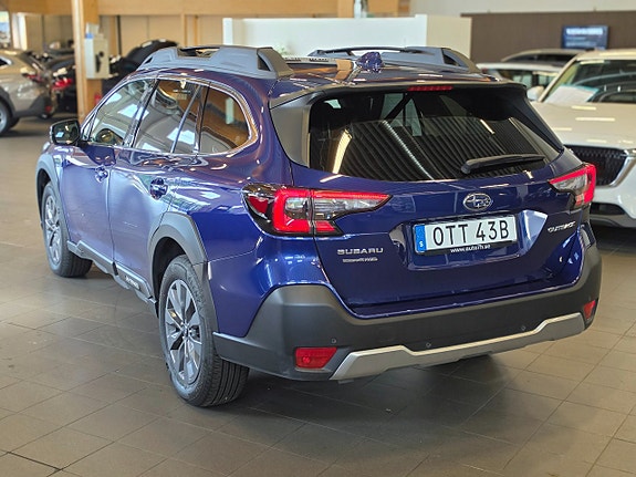Subaru Outback 4 of 17