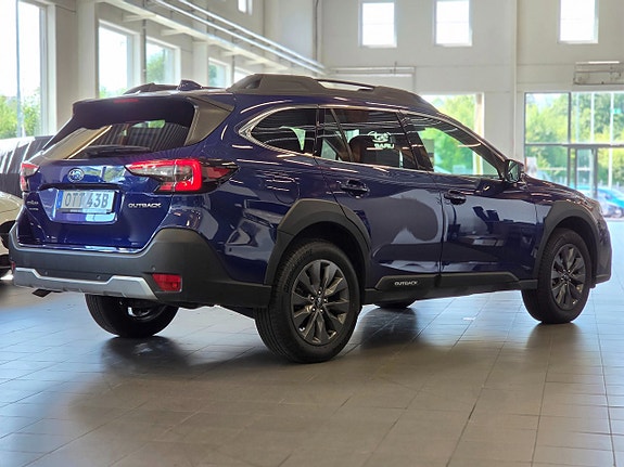 Subaru Outback 3 of 17