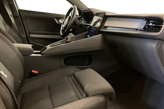 Polestar 2 25 of 28