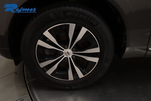 Volvo XC60 18 of 25