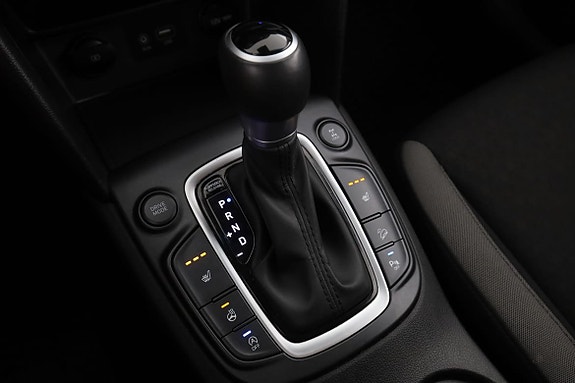 Hyundai Kona 24 of 30