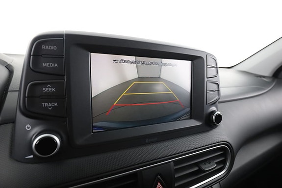 Hyundai Kona 22 of 30