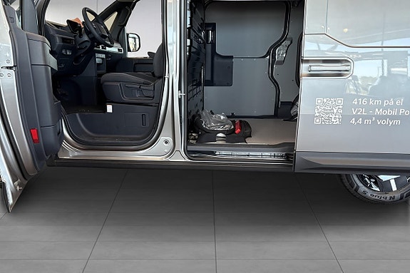 Kia PV5 21 of 24