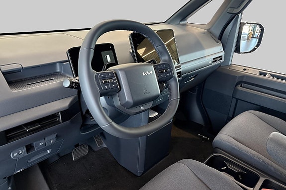 Kia PV5 8 of 24