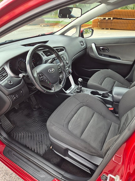 Kia Ceed 6 of 6