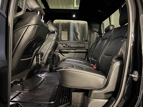 Dodge RAM 1500 6 of 17