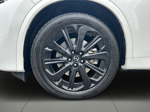 Mazda CX-60 14 of 26