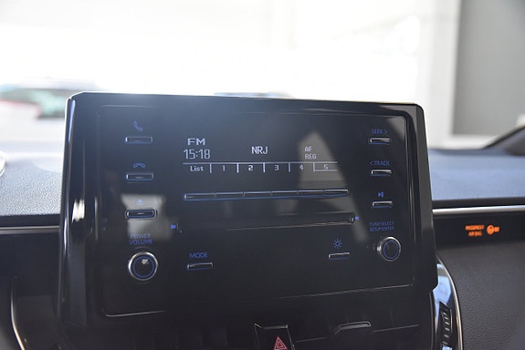 Toyota Corolla 11 of 15