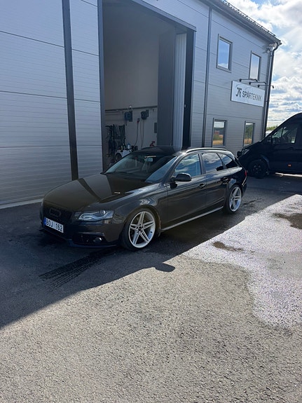 Audi A4 2 of 13