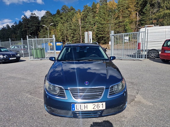 Saab 9-5 6 of 18
