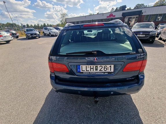 Saab 9-5 7 of 18