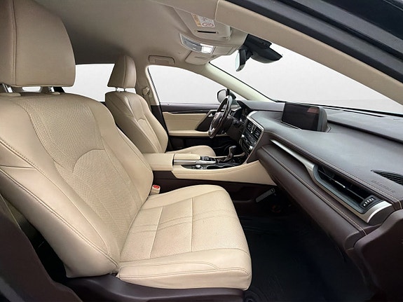 Lexus RX450h 27 of 30