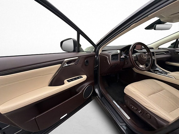 Lexus RX450h 15 of 30