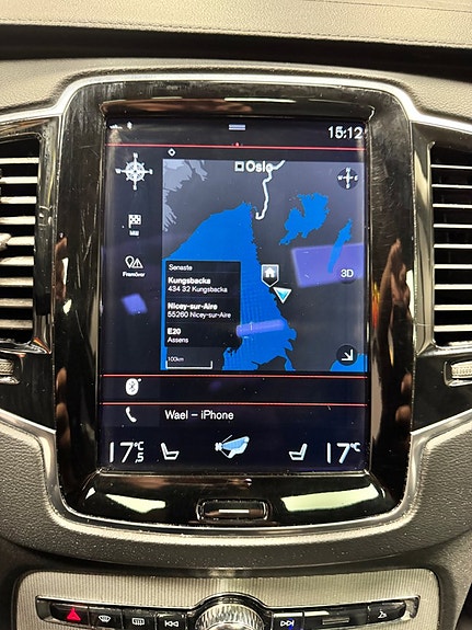 Volvo XC90 18 of 19