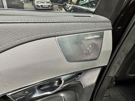 Volvo XC90 7 of 19
