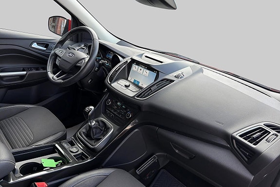 Ford Kuga 4 of 15